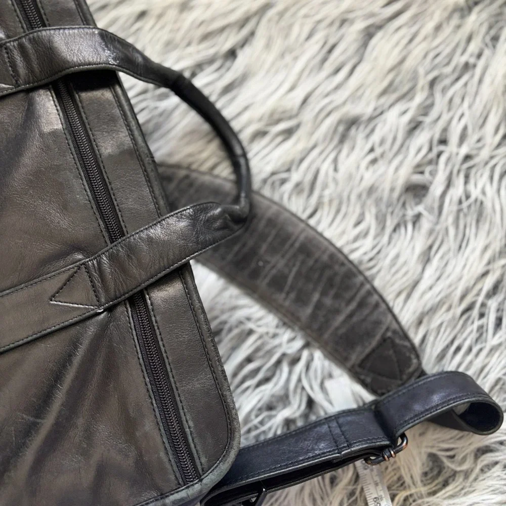 Tumi Leather Laptop Brief Messenger Bag Safeport Protection System VTG 18x15x4-8